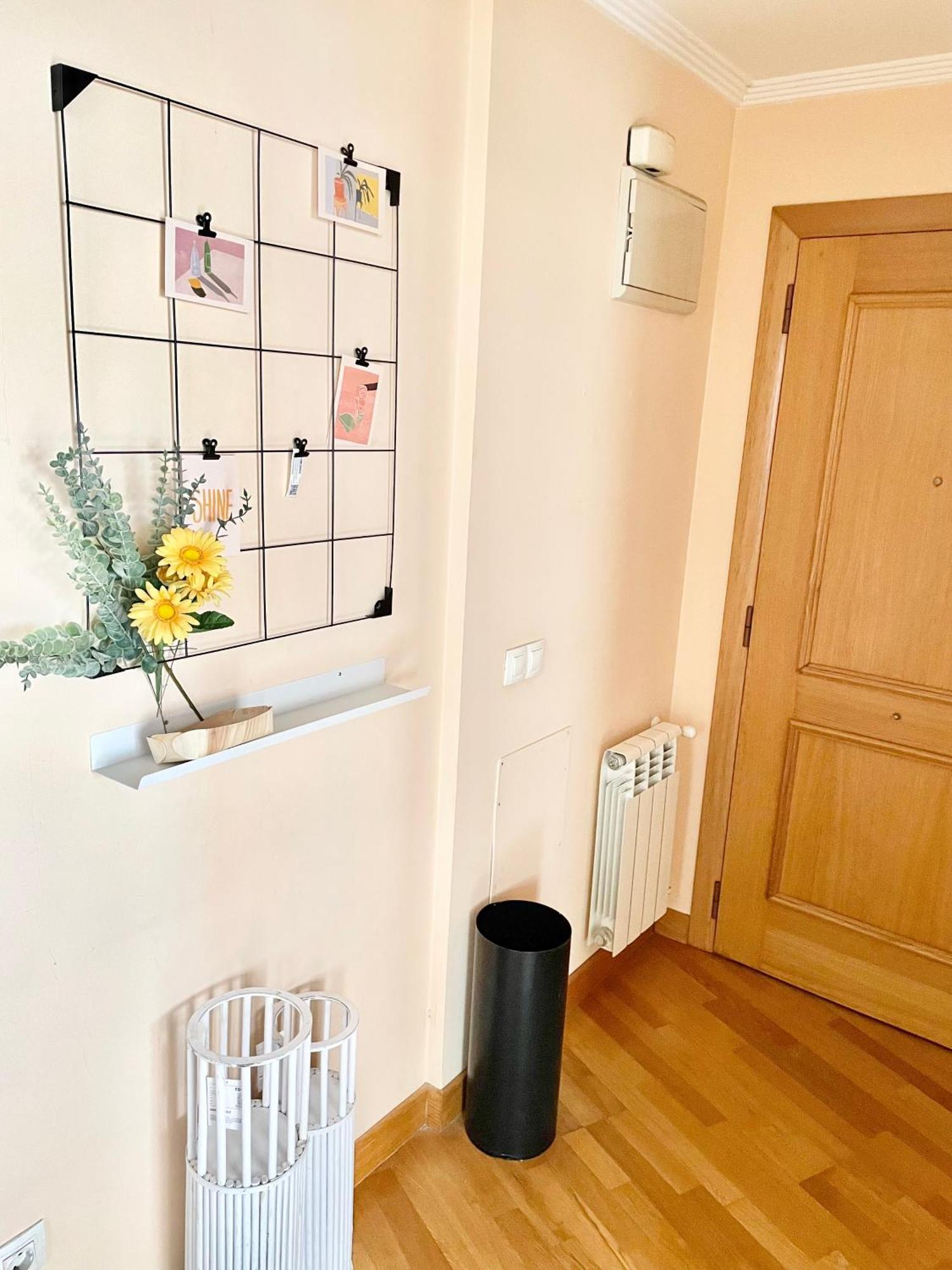 El Carbayu Con Garaje Privado Apartment