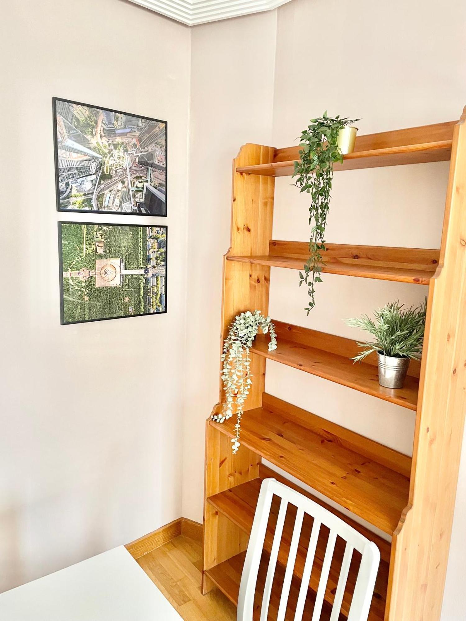 Apartamento El Carbayu Con Garaje Privado